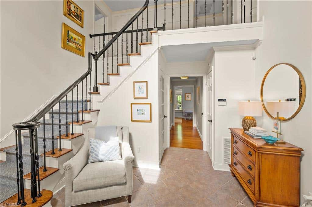 Photo of 1000 Greenhurst Road, Winston-Salem, NC 27104 (MLS # 1225499)
