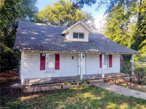 Homes For Sale - 602 Raeford Avenue<br/> Lexington, NC 27292