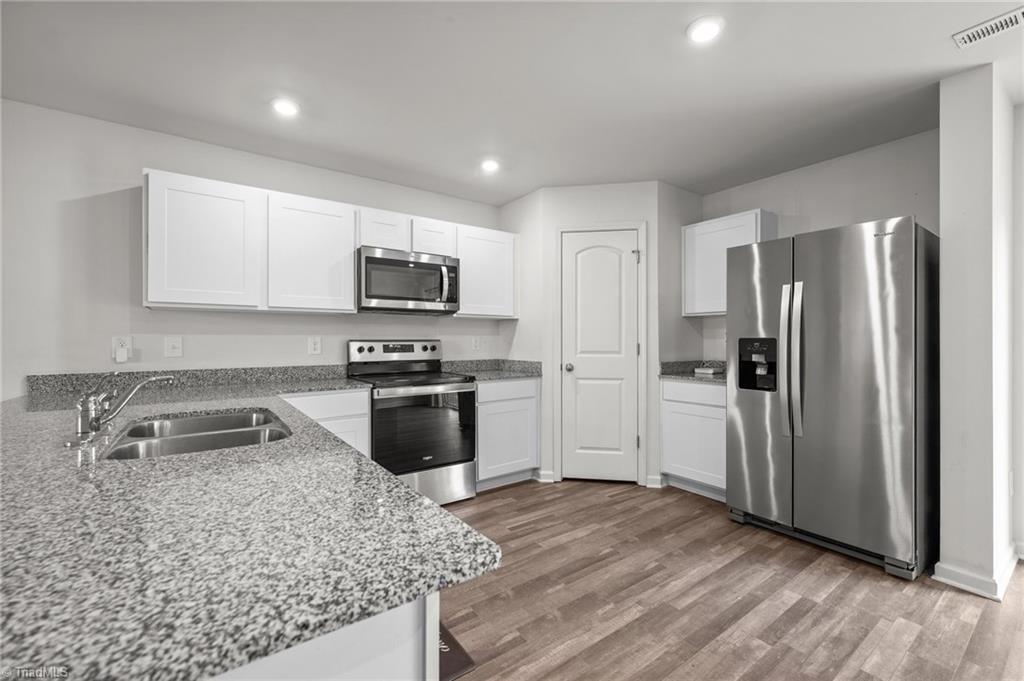 6007 Austin Falls Court, Liberty, North Carolina image 6