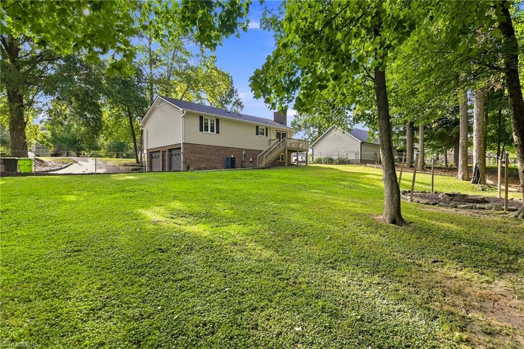 207 Tamworth Drive