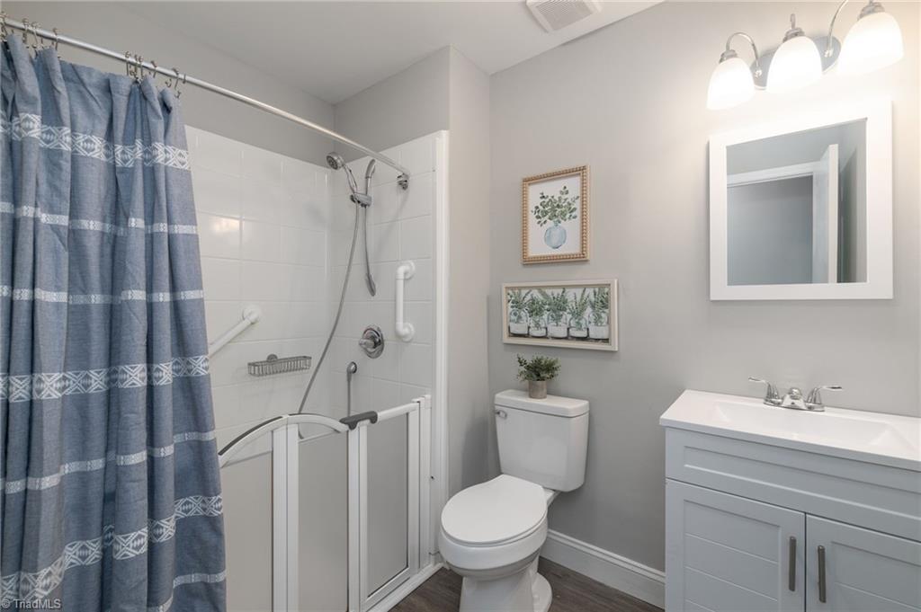 293 E Aiken Road, Eden, North Carolina image 16