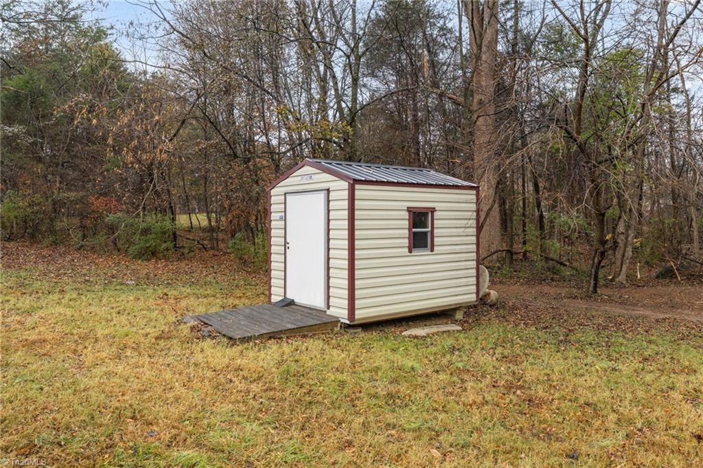 293 E Aiken Road, Eden, North Carolina image 27