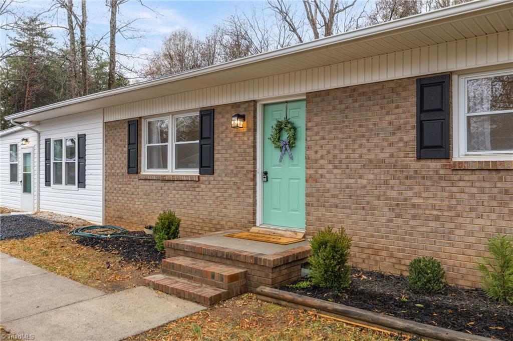 293 E Aiken Road, Eden, North Carolina image 3