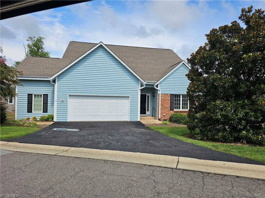 375 Hollybrook Drive, Bermuda Run, NC, 27006
