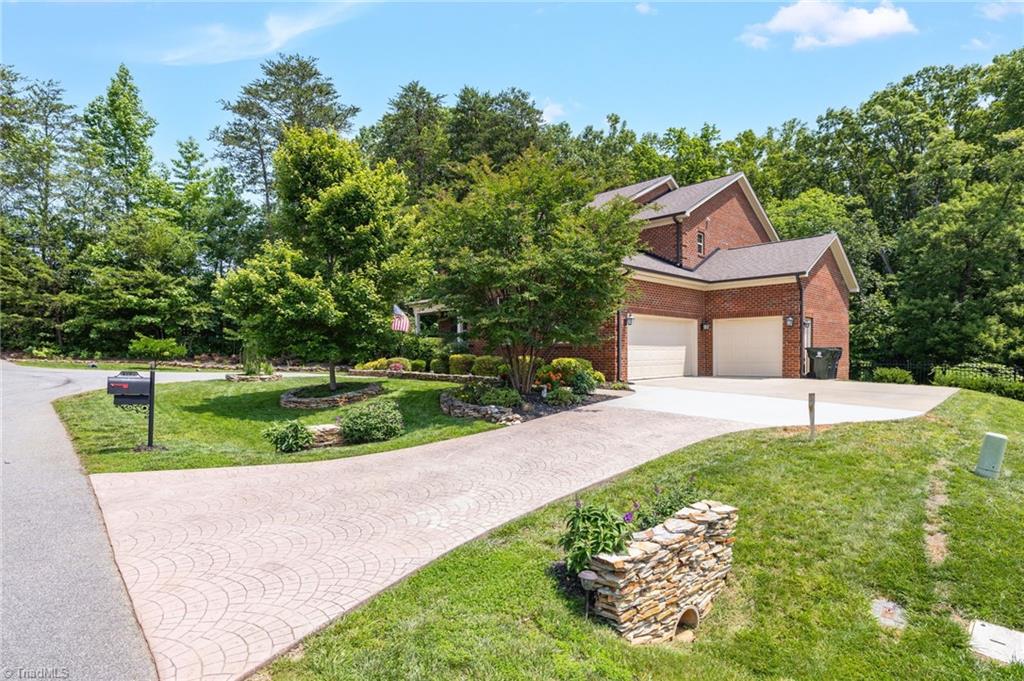 4398 Birdseye Drive