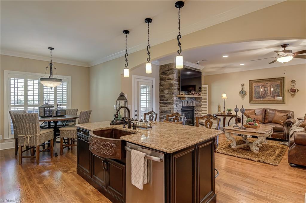 Clemmons, North Carolina 27012, United States, 4 Bedrooms Bedrooms, ,3 BathroomsBathrooms,Residential,Active,243919