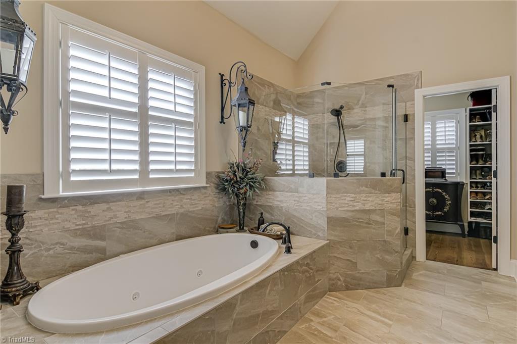 Clemmons, North Carolina 27012, United States, 4 Bedrooms Bedrooms, ,3 BathroomsBathrooms,Residential,Active,243919