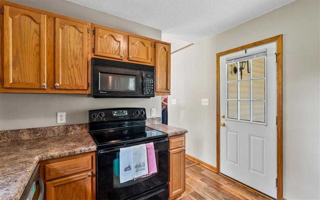8 Brandy Wine Drive, Thomasville, North Carolina image 17