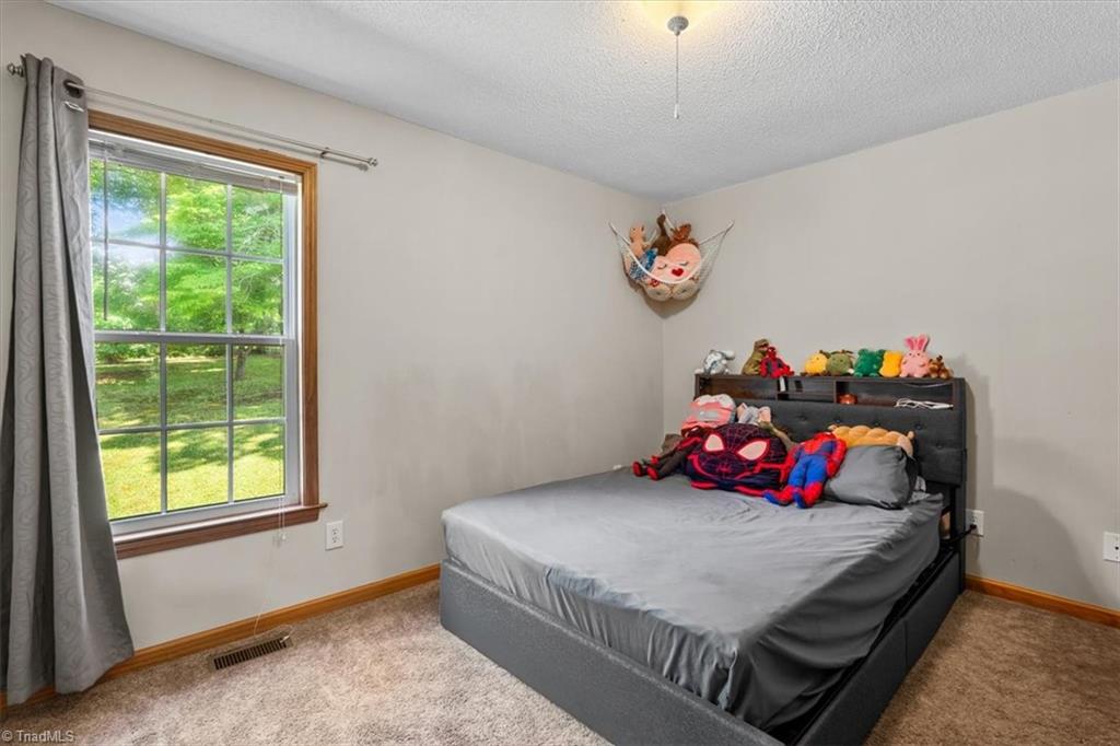 8 Brandy Wine Drive, Thomasville, North Carolina image 25