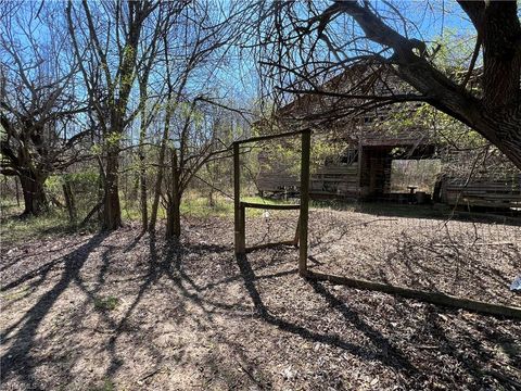 Photo of 00 Nature Lane, Eden, NC 27288 (MLS # 1203583)