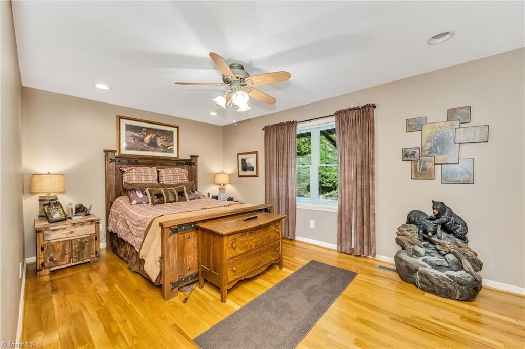 883 Wagon Ridge Lane, Ferguson, North Carolina image 32