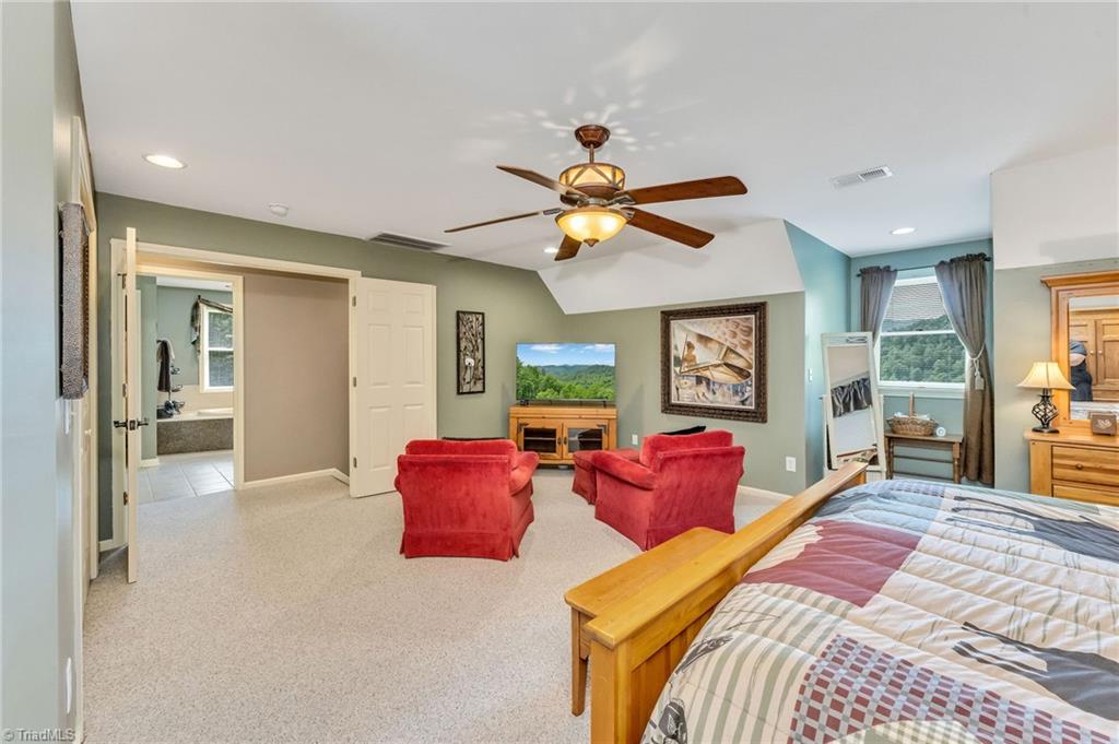 883 Wagon Ridge Lane, Ferguson, North Carolina image 37