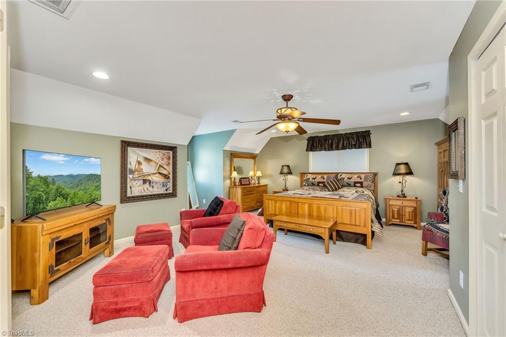 883 Wagon Ridge Lane, Ferguson, North Carolina image 36