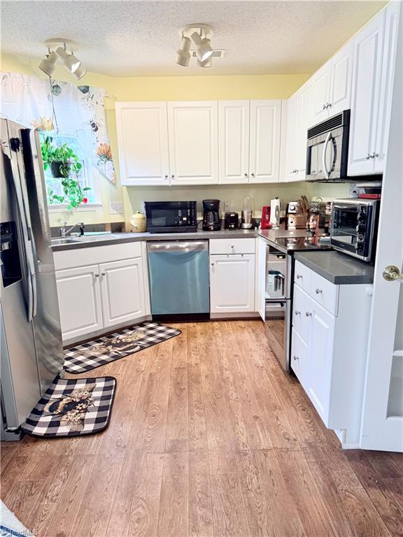 2221 Delaney Drive, Burlington, North Carolina image 13