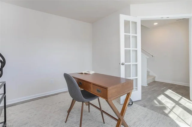 253 Covey Lane, photo 5 of 32