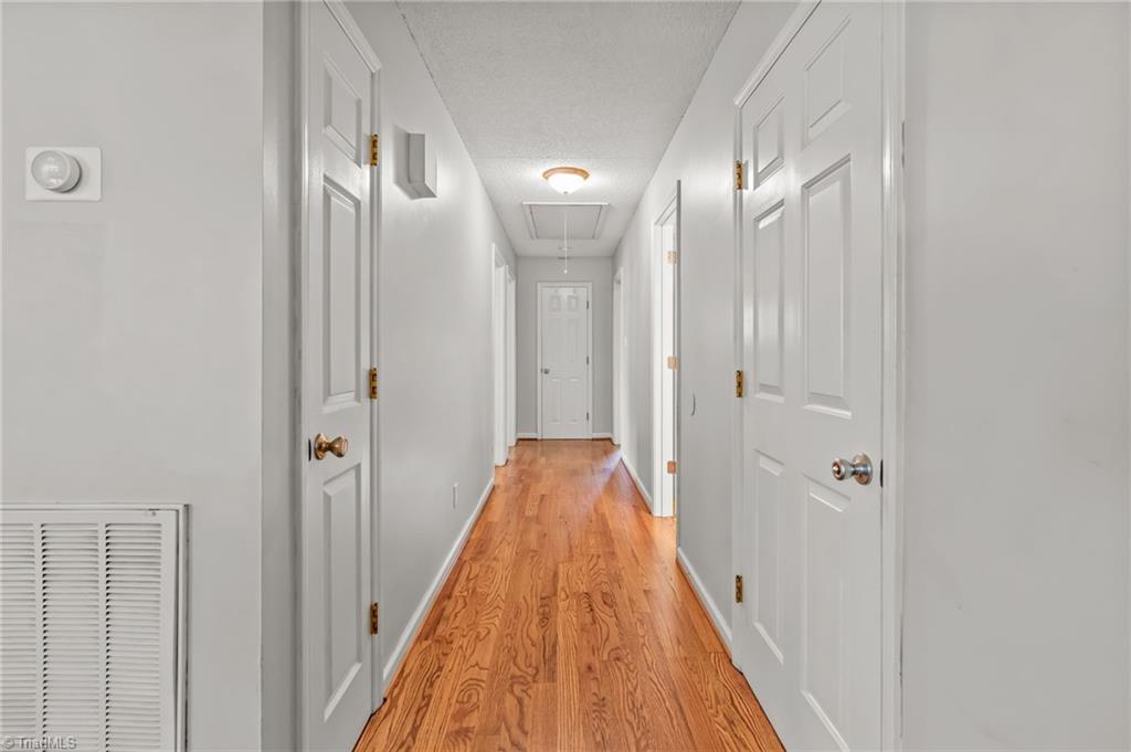 7300 Danay Drive, Kernersville, North Carolina image 20