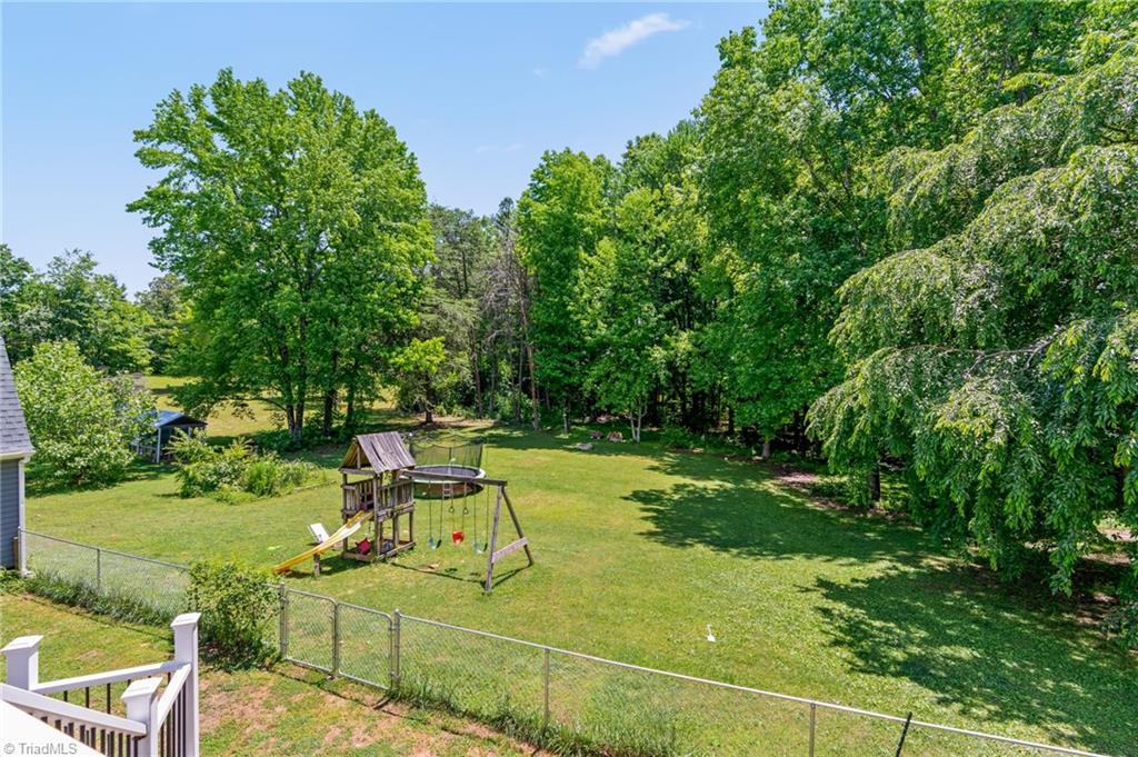 7300 Danay Drive, Kernersville, North Carolina image 40