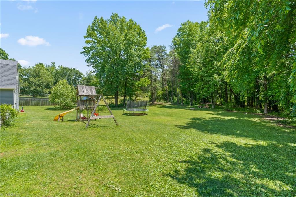 7300 Danay Drive, Kernersville, North Carolina image 38