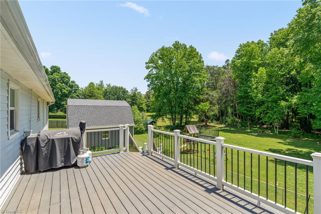 7300 Danay Drive, Kernersville, North Carolina image 36