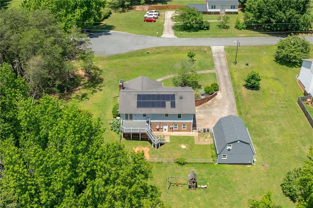 7300 Danay Drive, Kernersville, North Carolina image 2