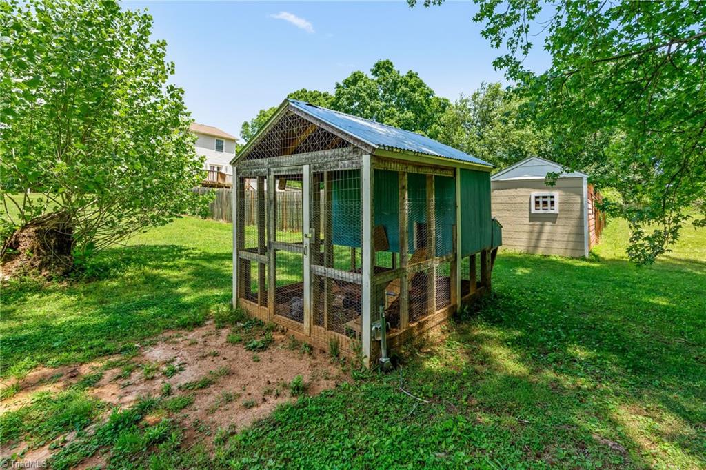 7300 Danay Drive, Kernersville, North Carolina image 41