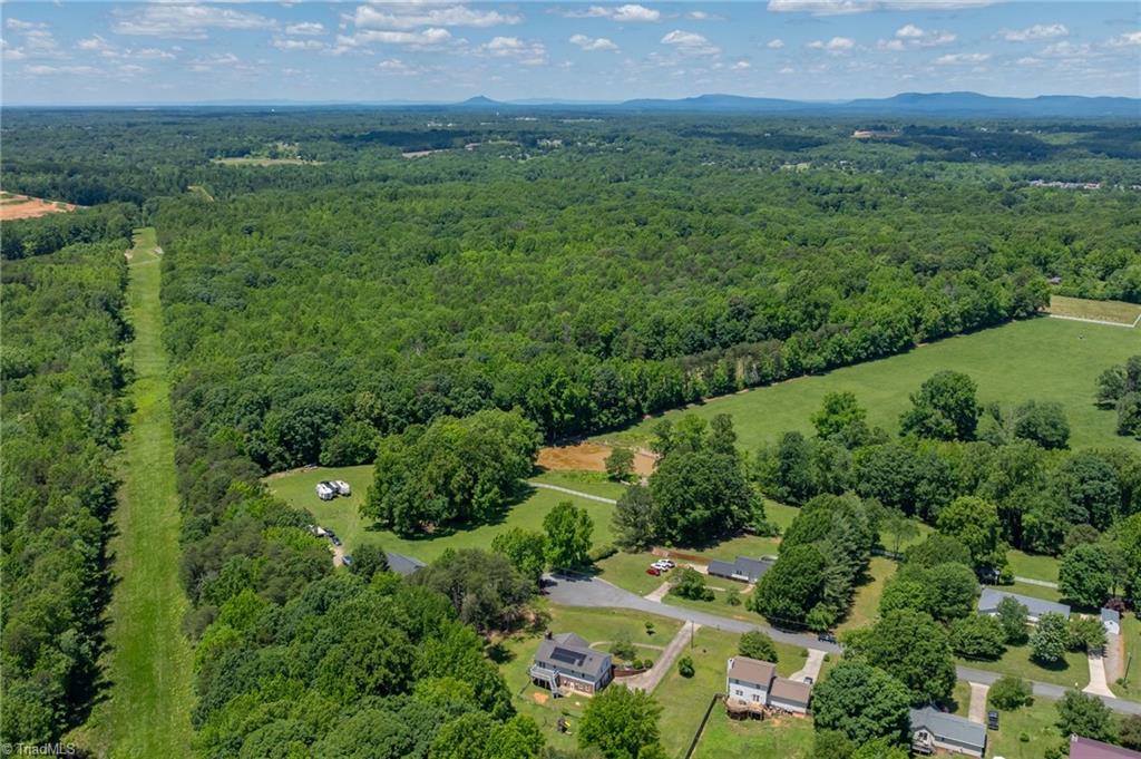 7300 Danay Drive, Kernersville, North Carolina image 45