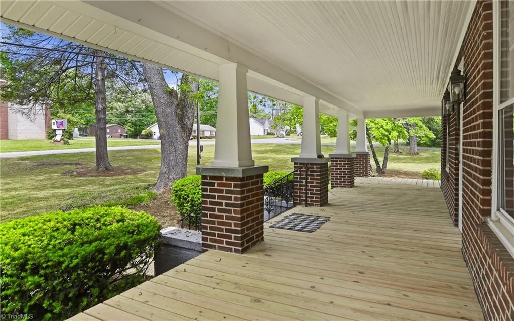 Photo of 4635 Shattalon Drive, Winston-Salem, NC 27106 (MLS # 1219178)