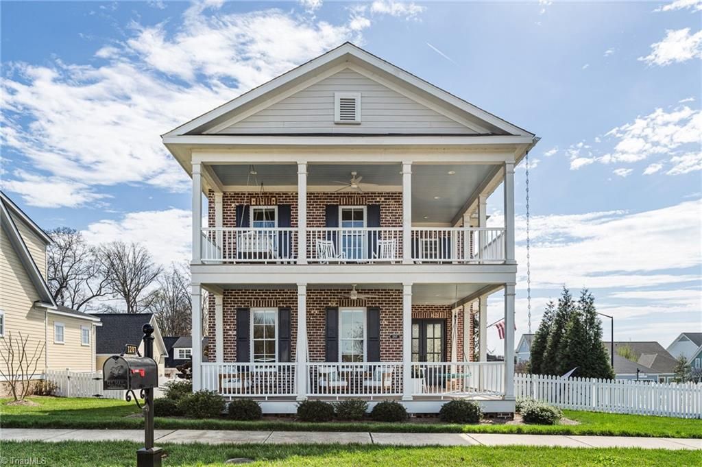 Photo of 1207 Heron Ridge Road, Winston-Salem, NC 27106 (MLS # 1211581)