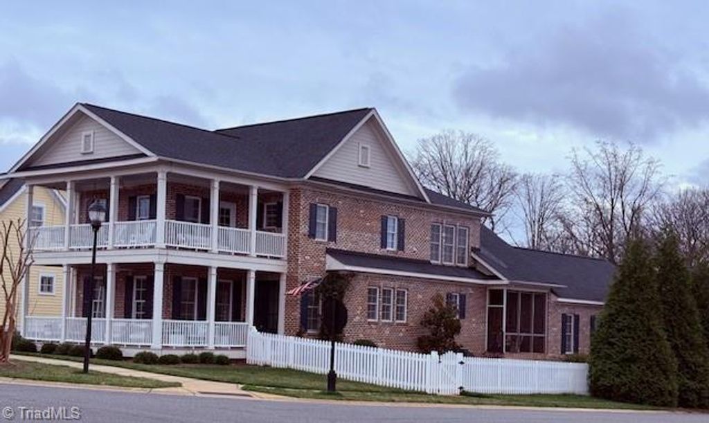 Photo of 1207 Heron Ridge Road, Winston-Salem, NC 27106 (MLS # 1211581)