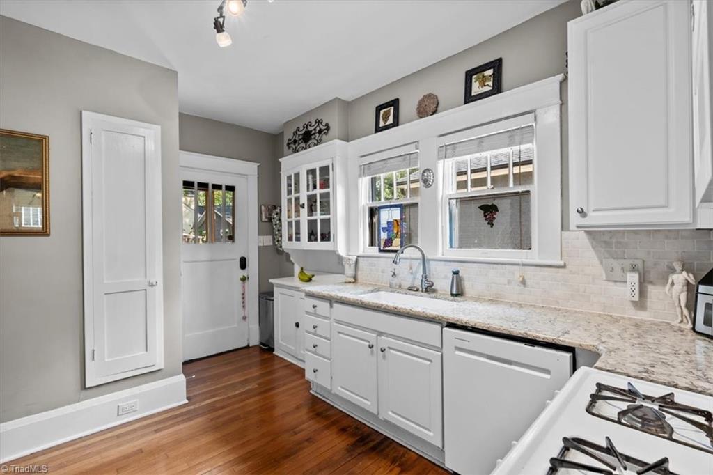 Greensboro, North Carolina 27403, United States, 3 Bedrooms Bedrooms, ,1 BathroomBathrooms,Residential,Active,195892