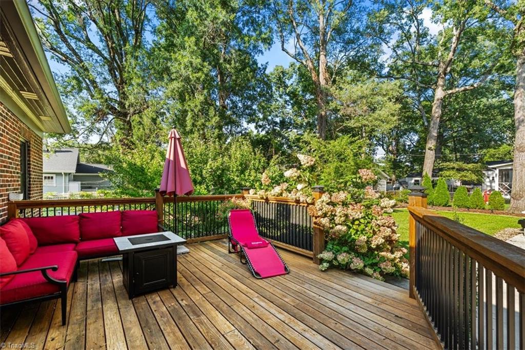 Greensboro, North Carolina 27403, United States, 3 Bedrooms Bedrooms, ,1 BathroomBathrooms,Residential,Active,195892