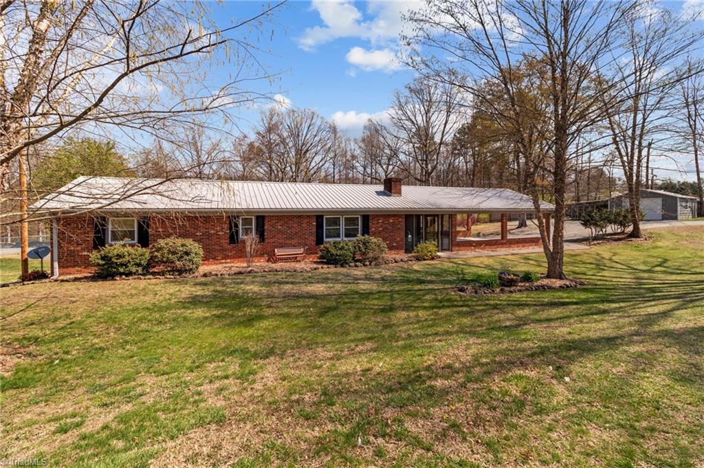996 Wyo Road, Mocksville, North Carolina image 2