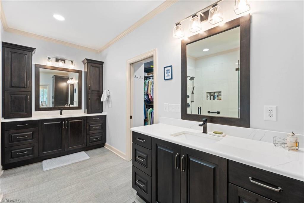 Lexington, North Carolina 27295, United States, 4 Bedrooms Bedrooms, ,4 BathroomsBathrooms,Residential,Active,150479