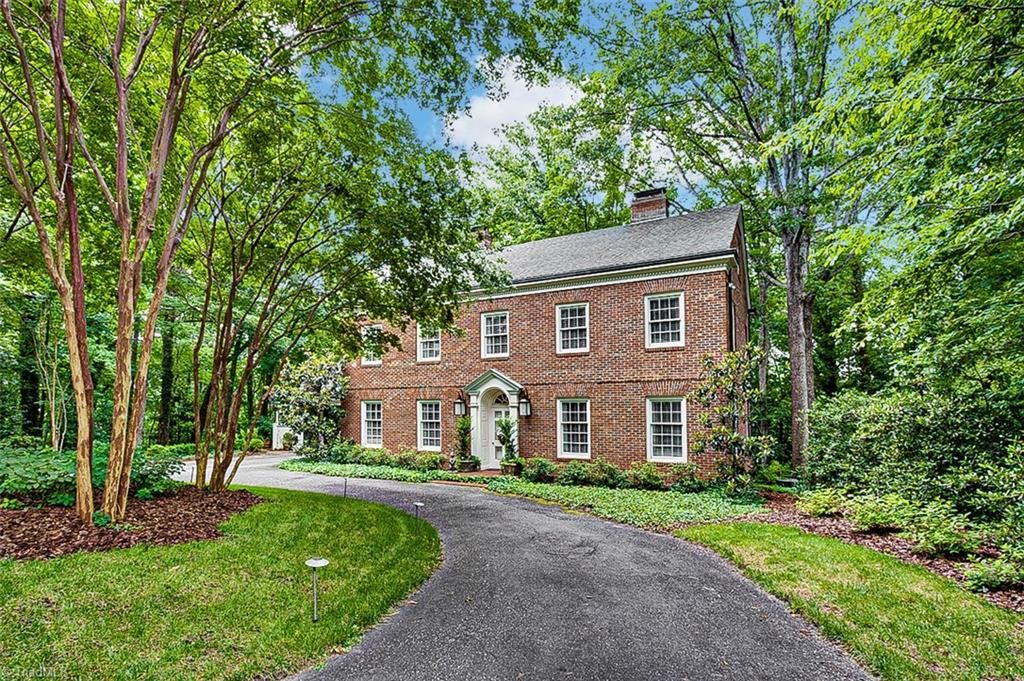 Photo of 1582 Westmont Drive, Asheboro, NC 27205 (MLS # 1184642)