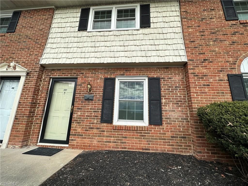 Photo of 207 Northpoint Avenue #H, High Point, NC 27262 (MLS # 1207880)
