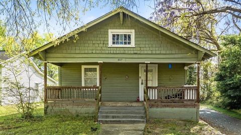 Homes For Sale - 807 Sevier Street<br/> Guilford County, Greensboro, NC 27406