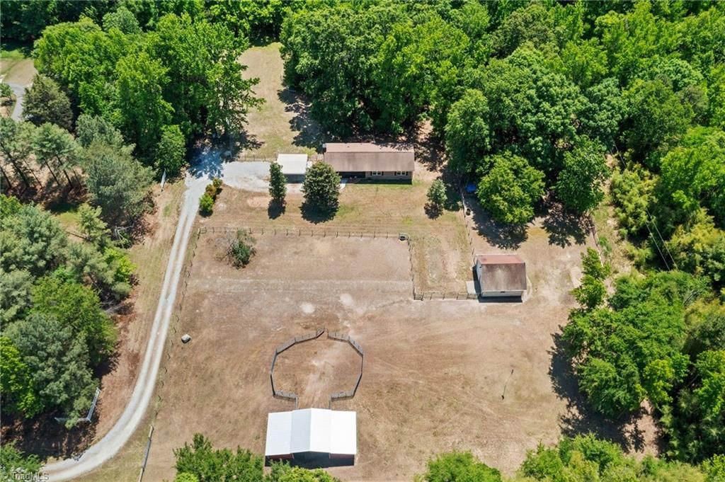 Photo of 5792 Drake Road, Greensboro, NC 27406 (MLS # 1218528)
