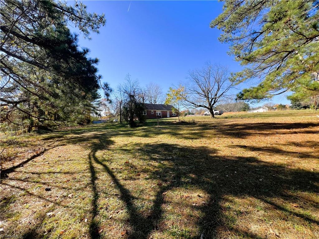 2054 Flat Rock Road, Reidsville, North Carolina image 37