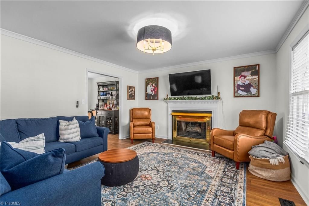 Photo of 1114 Hickory Trace Drive, Greensboro, NC 27407 (MLS # 1209397)