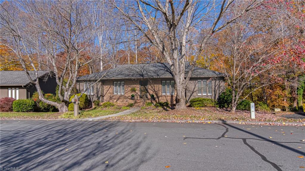 211 Ridgehaven Drive