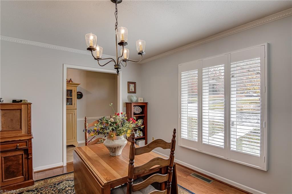 211 Ridgehaven Drive