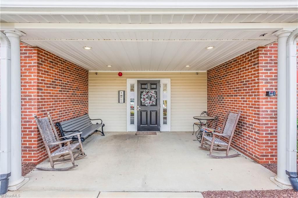 Photo of 4702 Brighton Park Drive #3D, Winston-Salem, NC 27103 (MLS # 1211414)