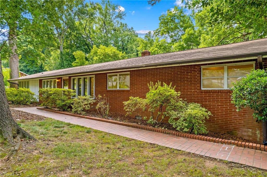 Photo of 1221 Forestdale Drive, Salisbury, NC 28144 (MLS # 1229101)