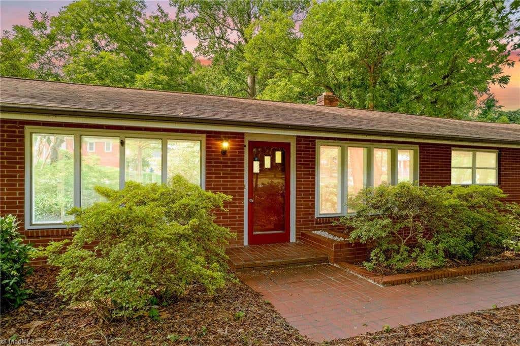Photo of 1221 Forestdale Drive, Salisbury, NC 28144 (MLS # 1229101)
