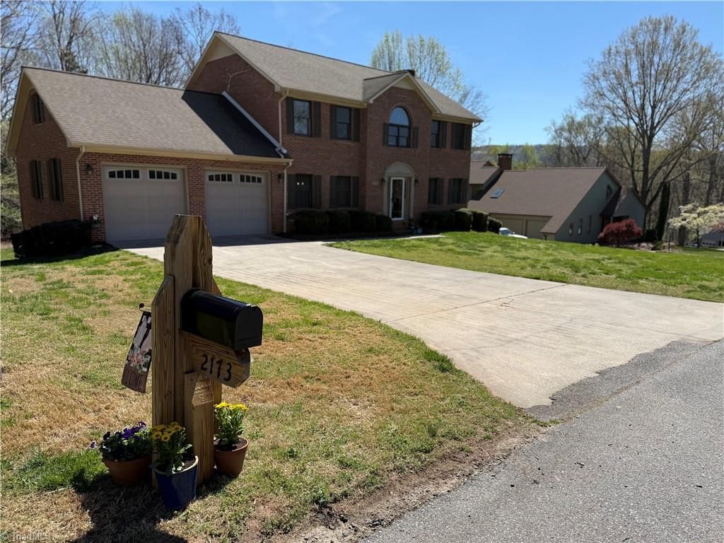 Photo of 2173 Hawthorne Lane, Wilkesboro, NC 28697 (MLS # 1214067)