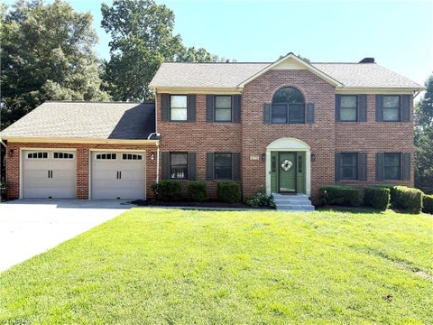Homes For Sale - 2173 Hawthorne Lane<br/> Wilkesboro, NC 28697