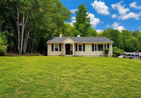 Homes For Sale - 1416 Perryman Road<br/> Lexington, NC 27292