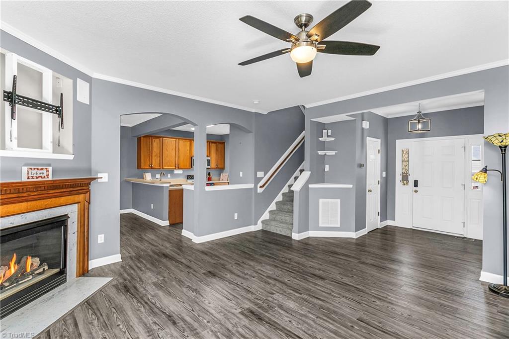 2208 Woodbury Drive, Hillsborough, North Carolina image 6
