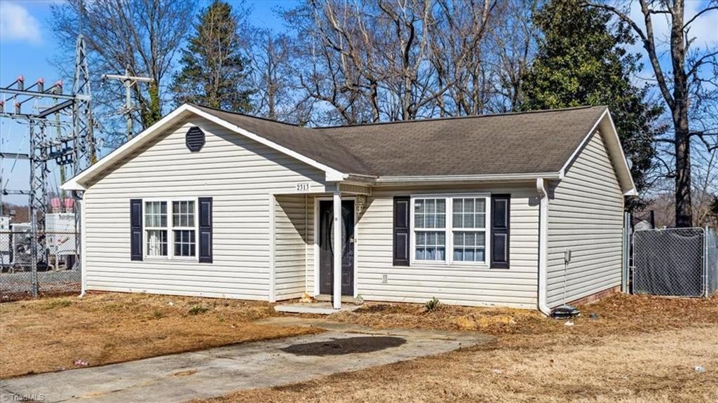 Photo of 2313 Phillips Avenue, Greensboro, NC 27405 (MLS # 1208736)