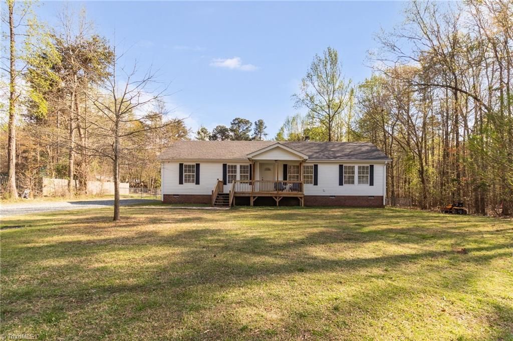 Photo of 4508 Schoolway Drive, Greensboro, NC 27406 (MLS # 1213670)